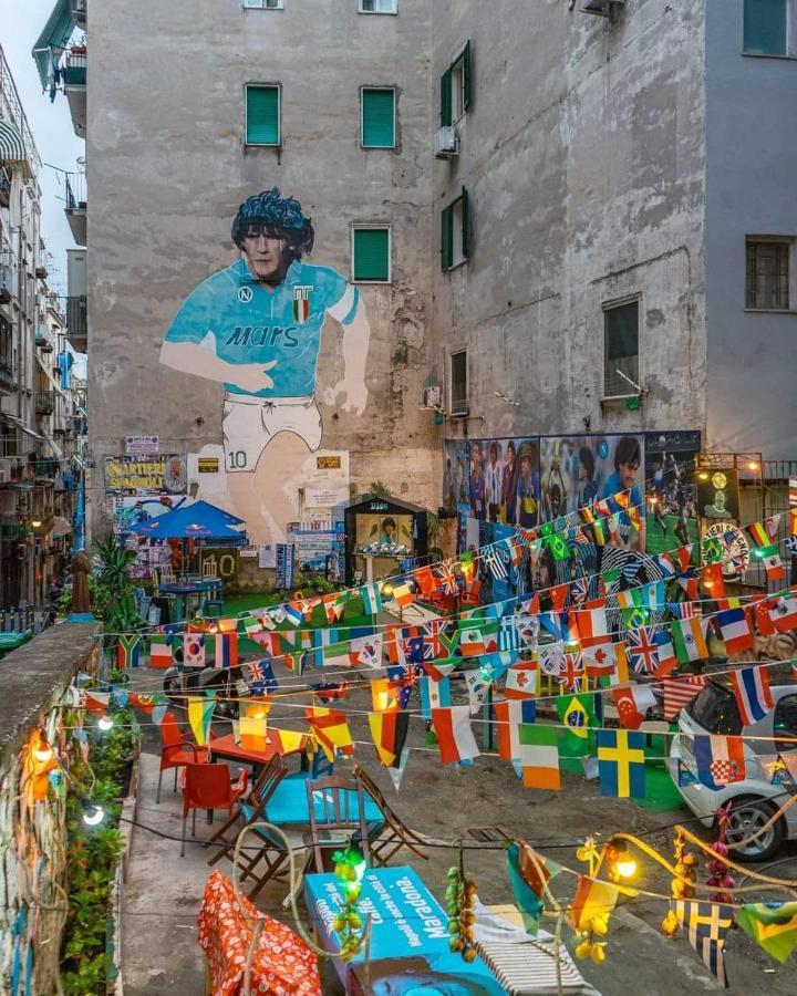 "Dint E Viche E Napule" Guest House Napoli Bagian luar foto