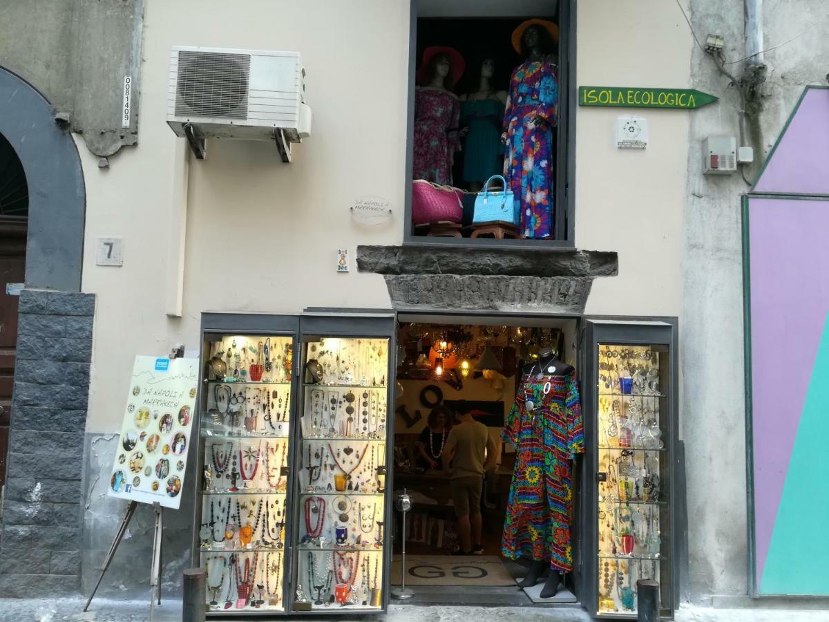 "Dint E Viche E Napule" Guest House Napoli Bagian luar foto